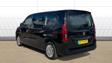 Vauxhall Combo Life 100kW Design XL 52kWh 5dr Auto [7 Seat] Electric Estate